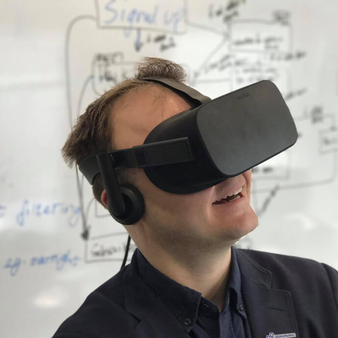Viktor trying VR